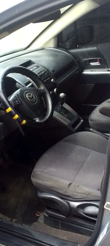 Thumbnail 4 of 2010 Mazda MX-5 Miata